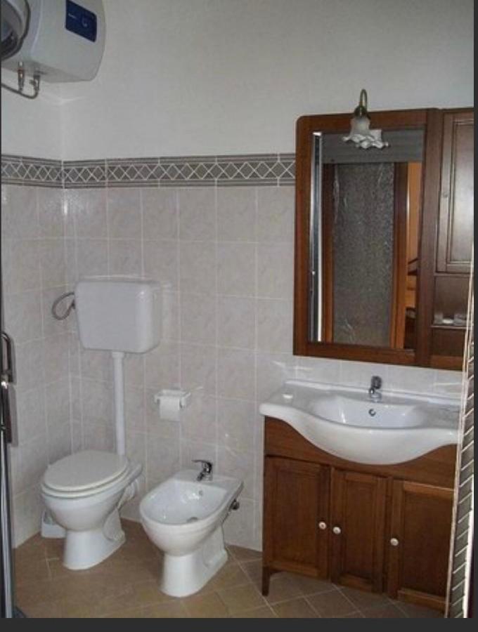 B&B Ramses Uta Экстерьер фото